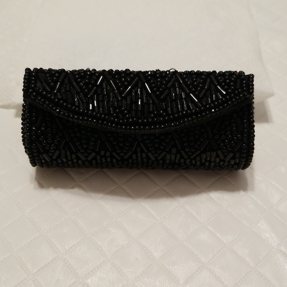 Black beaded lipstick holder